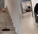 Gli studenti occupanti puliscono ogni sera il liceo di Napoli