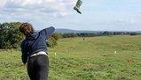 Quanto lontano puoi lanciare uno stivale? Da 30 anni nessuno batte il record di welly wanging