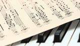 La vita e la carriera di Elvis Presley: un'icona musicale intramontabile