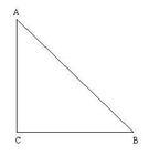 Problemi di II media: L'area di un triangolo rettangolo isoscele misura 128cm^2.
