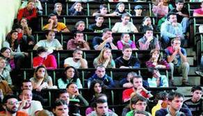 Aule sovraffollate, l'università scoppia