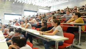 Numero chiuso: chi passa paga doppio?