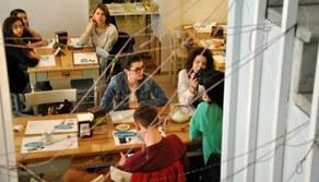 Come Steve Jobs: i negozi diventano Apple Store