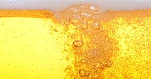 Perché bere birra fa bene: ecco 10 motivi