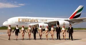 Lavorare in Emirates Airlines: gli Open Days italiani per diventare assistenti di volo