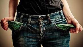 Il contributo non va in vacanza, primini nel mirino