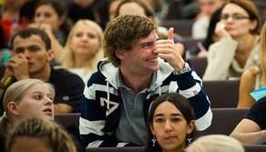 Test medicina 2016? Una passeggiata: boom di idonei, i 90 punti non sono più un miraggio