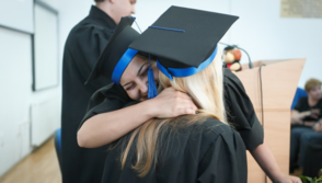 Riscattare la laurea in modo gratutito: il progetto per garantire la pensione ai giovani