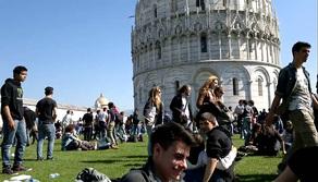 A Pisa per i 100 giorni alla Maturità: riti e tradizioni