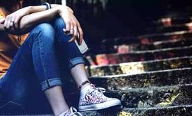 Blue Whale: i consigli della polizia per non cadere nel gioco