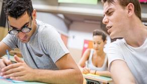 Maturità 2016, studenti altruisti (ma non troppo): 1 su 4 non passerà il compito