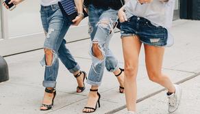 Vietati jeans strappati e infradito a scuola: il perché ti stupirà