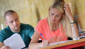 Maturità 2017, allarme 'orrori' grammaticali: maturandi a rischio bocciatura