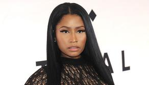 Nicki Minaj paga gli studi universitari ai suoi fan
