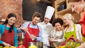 Fuori sede, basta scatolette: l'ateneo organizza corsi di cucina
