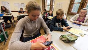 Smartphone e tablet in classe: arrivano le nuove regole?