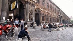 Università: trovati insetti e muffa, chiusa la mensa