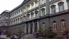 Molotov all'università: fiamme alla Federico II di Napoli