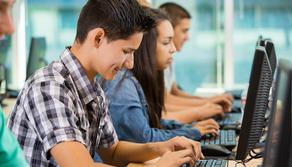 Invalsi 2018, prove al computer 'promosse' anche alle superiori. Ma quasi la metà degli studenti ha 'barato'