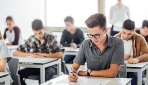 Simulazione maturità 2019, errore nella traccia dello Scientifico: Il Miur lo corregge