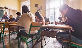 Prende 100 alla maturità ma non gli basta: ricorso al Tar e Lode