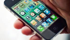 Maturità 2019, cosa succede se ti beccano con lo smartphone?