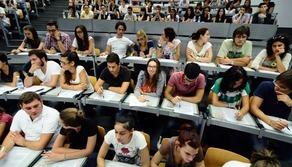 Test medicina 2019, a Palermo 200 vigilantes contro i "copioni"