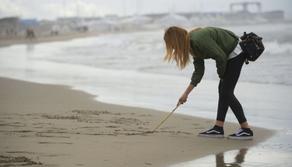 Gita scolastica "green": quasi 500 studenti puliscono 13km di spiaggia