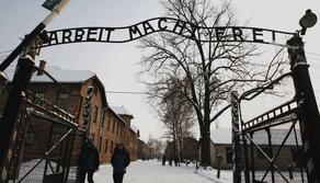 Giorno della Memoria, gli studenti hanno "dimenticato": Auschwitz? È in Germania. Liliana Segre? Il ministro dell’Istruzione