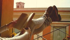 La didattica... al balcone: a Napoli la Dad diventa Dab