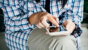 Più connessi ma più isolati: durante la pandemia emozioni negative per l’80% di bambini e adolescenti