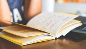 Maturità 2020, maturandi insorgono: "Annullate l'esame"