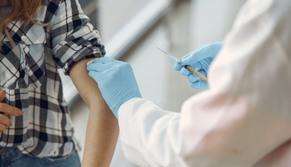 Vaccino Pfizer efficace al 100% per i ragazzi tra i 12 e i 15 anni