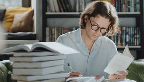 Università, tagliati i fondi per le borse di studio nel nuovo PNRR