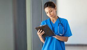 Diventare fisioterapista o infermiere senza laurea, è possibile?