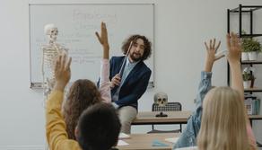 Vaccini, trasporti, distanziamento: i punti principali da chiarire a 2 mesi dal rientro a scuola