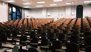 Università di Ferrara: lezioni ancora in Dad, studenti in protesta