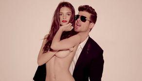 Emily Ratajkowsky accusa: molestie durante il video del tormentone estivo