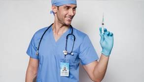 Per i professori ci sarà l'obbligo vaccinale: cosa succede a chi non lo fa?