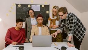 Erasmus per studenti italiani in Italia, la proposta piace alla Ministra: "Perché no? Lo chiedono gli studenti"