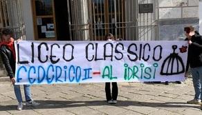 Studenti vogliono cambiare nome alla scuola: non più Vittorio Emanuele II ma "Federico II - Al Idrisi"
