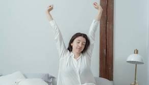 Vanno a scuola in pigiama, scatta la circolare della preside:"Abbigliamento deve essere decoroso e adeguato"