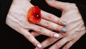 Festa della donna, a Padova gli studenti andranno a scuola con gonna e smalto