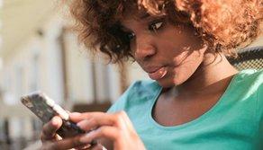 Cos'è il breadcrumbing, il nuovo ghosting "tossico" per la salute mentale