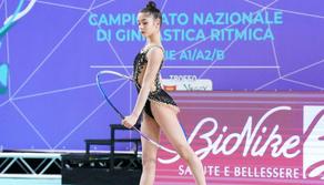 Sofia Raffaeli vince l'oro agli Europei e poi "vola" a fare la Maturità