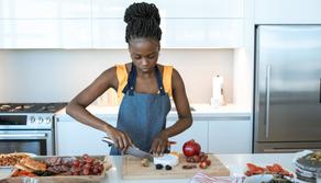 Studente fuori sede: i 5 piatti da imparare a cucinare per affrontare al meglio il primo anno di università