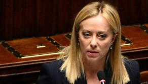 Docenti più formati, diritto allo studio, salari e tutele decenti: ecco le “promesse” di Giorgia Meloni ai giovani