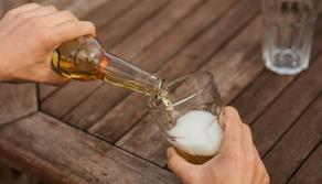 Mondiali Qatar 2022, la sicurezza trova alcolici nei binocoli dei tifosi