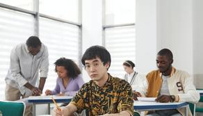 Come si svolge la Maturità 2023: prove, commissioni e voto