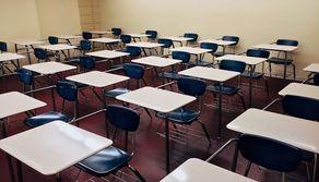 Il preside dice no alla benedizione in classe: "La scuola è laica"